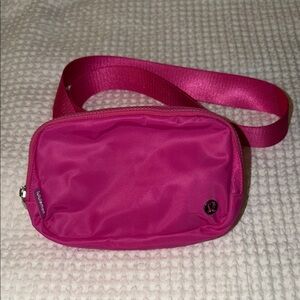 Everywhere LuluLemon Belt Bag 1L